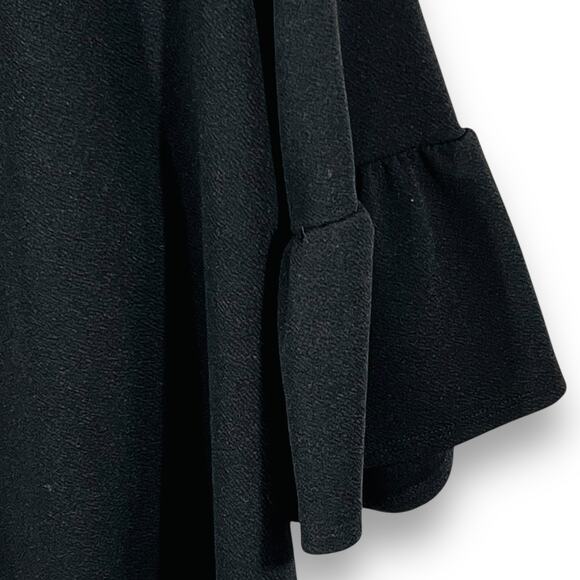 Green Envelope Popover Top Black Bell Sleeve Size 1X - Picture 5 of 8